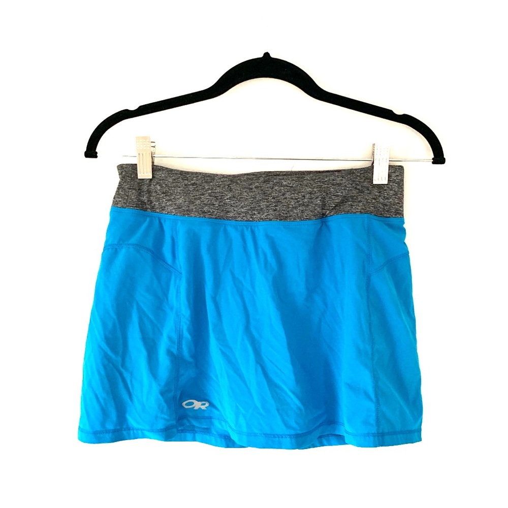Women’s XS electric blue skirt w/shorts worn once